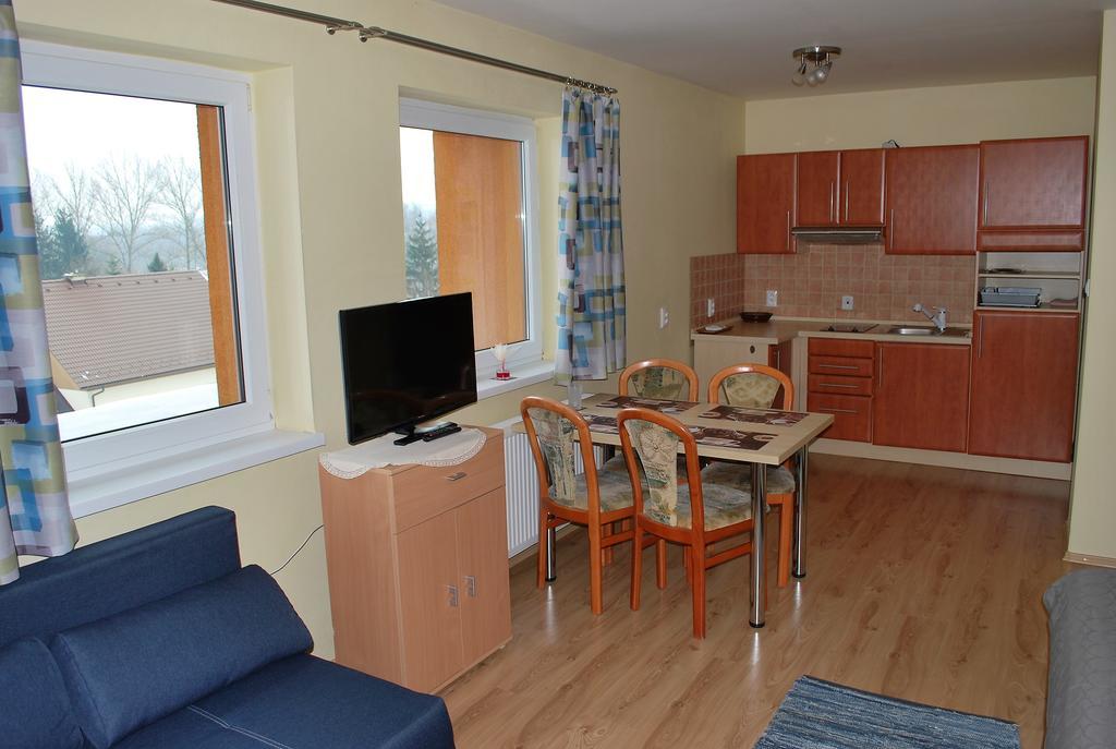 Beska Apartment Besenova Bagian luar foto