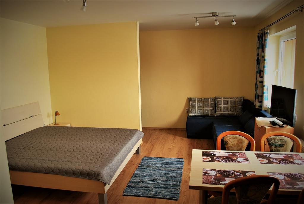 Beska Apartment Besenova Bagian luar foto
