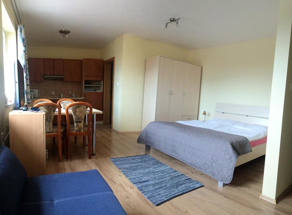 Beska Apartment Besenova Bagian luar foto